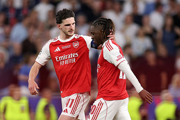 LiquidAy's tweet photo. 🚨 Eberechi Eze has revealed Declan Rice was the key reason he joined Arsenal last summer.

"I'm only here because Declan told me to just call him," Eze said, with Rice convincing him to speak to Mikel Arteta.

Eze also praised Arteta's impact, saying the manager completely transformed Arsenal's identity and inspired their title winning campaign.

The move proved decisive, with Eze delivering crucial goals and assists as Arsenal lifted the 2025/26 Premier League title.
