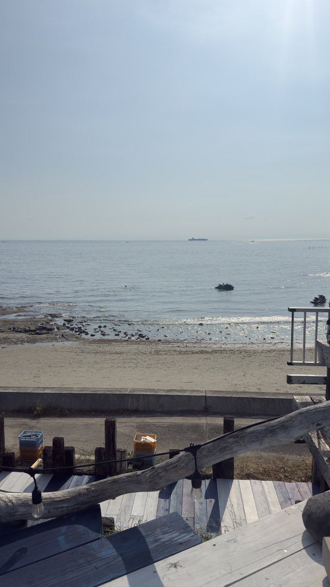 000_foolish's tweet photo. 海です https://t.co/wRRaCQj0te