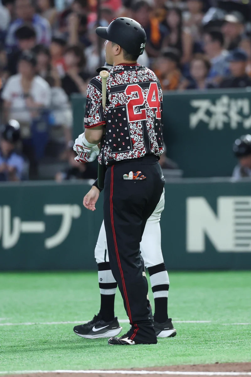大城卓三 ユニフォーム SM Amazon.co.jp: WBC 侍ジャパン 読売