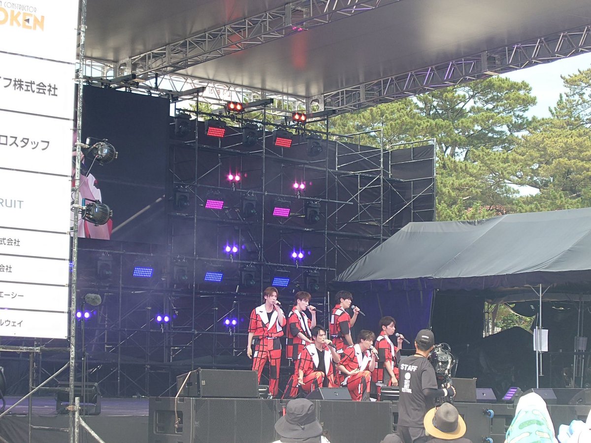 shin_show_wa's tweet photo. この２日間は、
和歌山県『Sky Art Fest2026』
宮城県『みやぎ元気まつり2026』へ！！

暑い熱いステージとなりました！！！
無理は禁物！！
お身体に気を付けてこれからも
元気な姿でお互い会いましょうね！

お越し頂いた皆さま！
ありがとうございました😊😭LOVE https://t.co/OugZCWnXBG