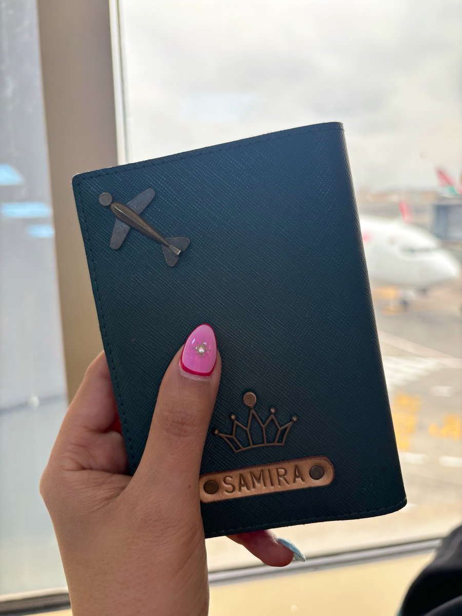 SamiraHnish's tweet photo. I'm ready ✈️ https://t.co/QoMZpYtjV4