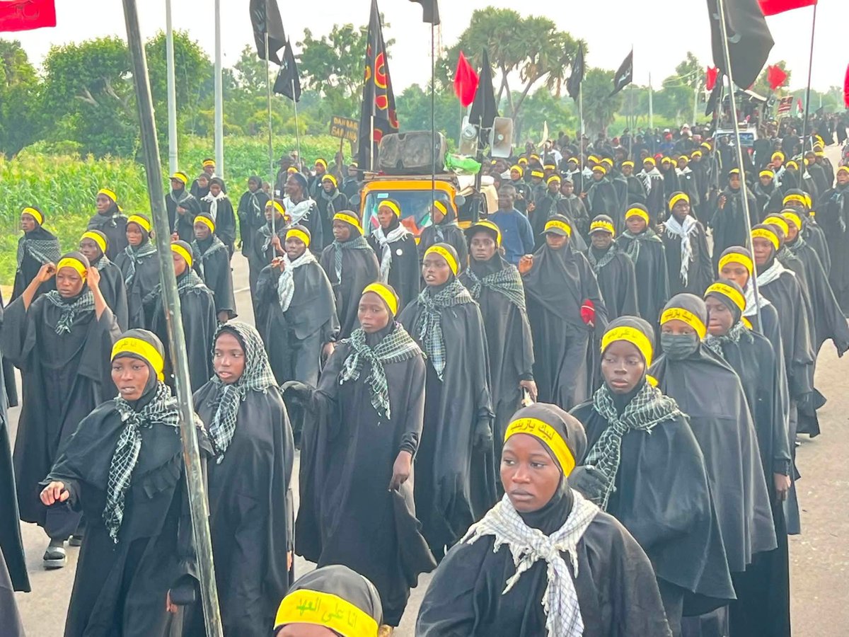 AdamARog's tweet photo. DAY4: Followers of the Islamic movement under the leadership of His Eminence Sheikh Ibraheem Zakzaky continue the Arbaeen symbolic trek across the Kano axis in commemoration of the martyrdom of Imam Hussain and his companions.
#LabbaikaYaHussain #ArbaeenWalk2026 https://t.co/bzOsVLpSx1