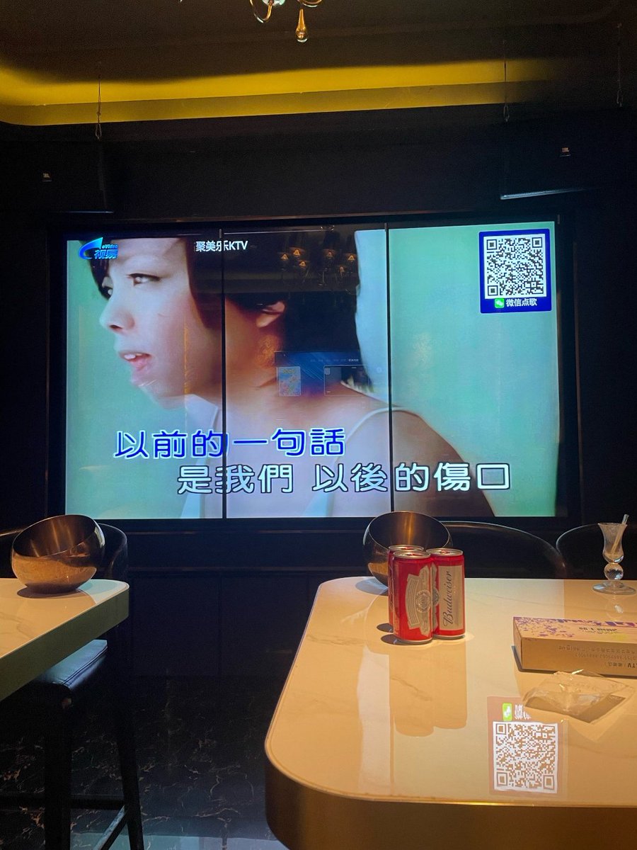 MurrayDistmy's tweet photo. Hit the K and sing your heart out! Your favorite KTV spot is open for round-the-clock fun with cold drinks, tasty snacks, and all your go-to tracks. Grab your crew, belt out every note, and make this week’s most memorable laugh-filled night right here. https://t.co/pESLEnitbU