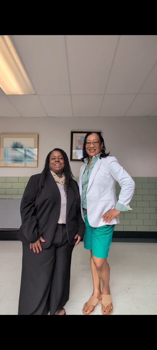 DrPenK's tweet photo. Did you know mentorship matters? D3 (Dedicated Drs of Distinction) came together to intentionally build relationships w/ young girls, because we know that success is strengthened when students feel seen, and supported. Working to create a pathway for long-term success. #Mentors https://t.co/t1qE94Rv1A