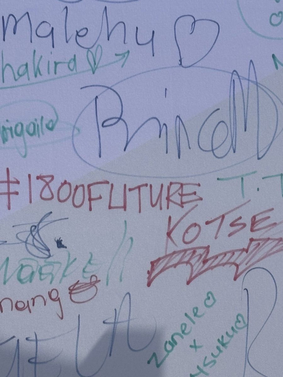 ora1000x's tweet photo. threw up #1800future at kota fest limps #represent https://t.co/EP8pqF37BL