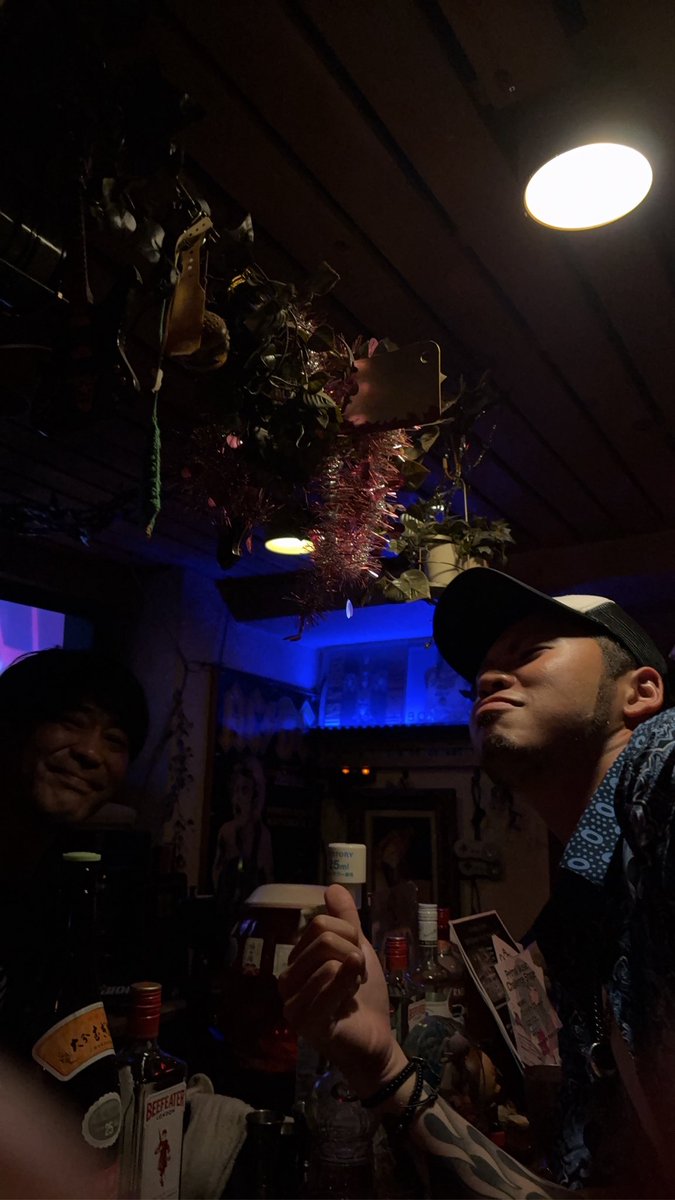 simasimaqoo's tweet photo. 昨日の3軒目は太子道のRock BAR フレイマーブルリキッドさんへ🔥久々の二日酔いだぜ😵‍💫 https://t.co/BlwsRzgKSJ