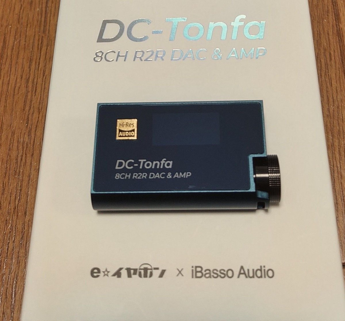 Yossy136u's tweet photo. 【緩募（代理出品）】
DC-Tonfa（Blue）
興味のある方、DMお願いいたします🙏

使用時間は１０時間以内、26/07/12　Eイヤホン秋葉原店舗で購入、Ibasso　CB19C電源分離USBケーブルとミヤビックス保護フィルム（OverLay Magic for iBasso Audio DC-Tonfa 表面・背面セット）同等品付きです♪ https://t.co/dIzUijhsjf