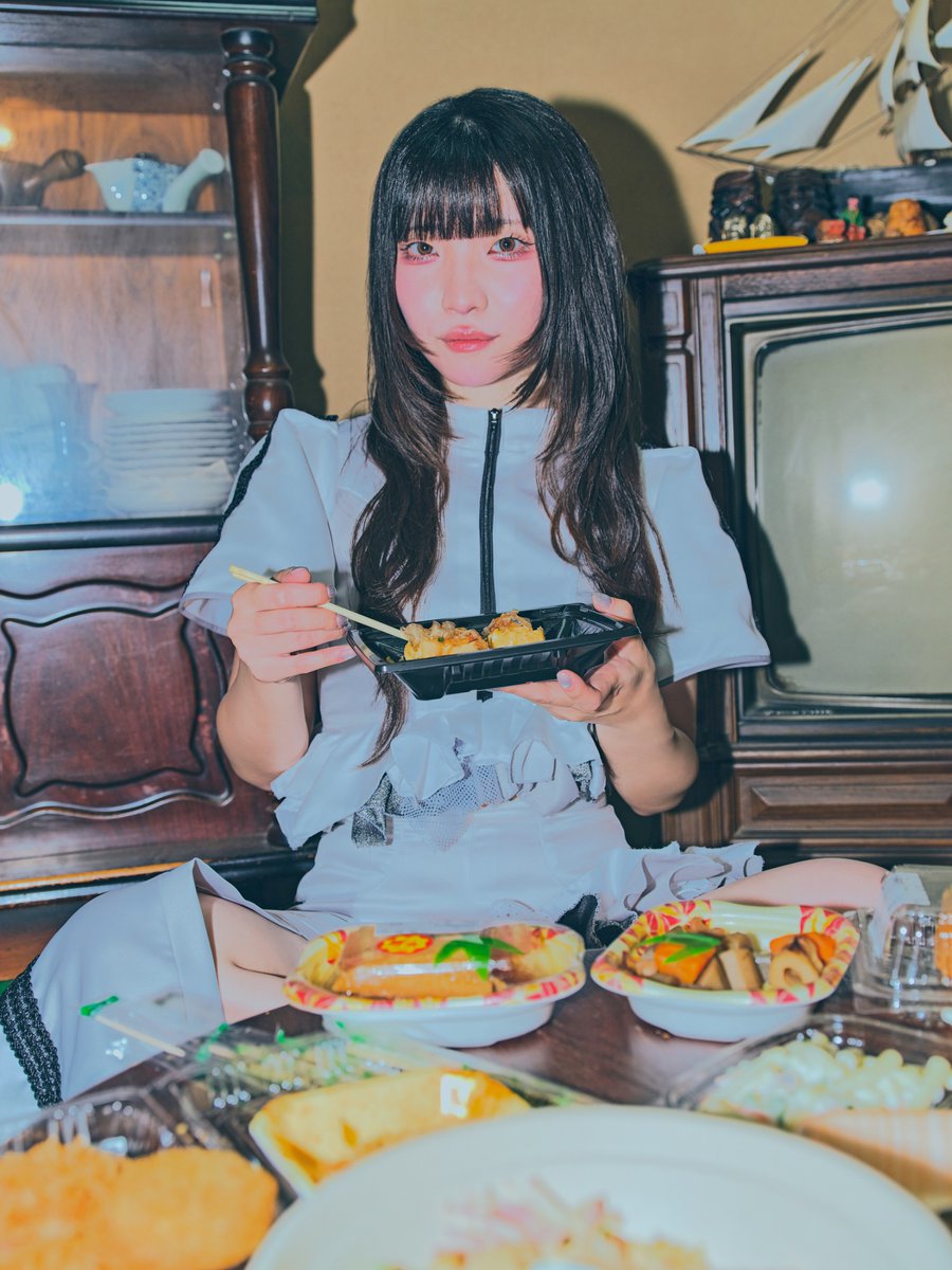 SOMO2_official's tweet photo. ╭━━━━━━━━━━╮

        🤍New visual🤍

╰━━━━━━━━━━╯

ヒナリ ナリ/ @SOMO2_nari 

Instagram
https://t.co/G9J1rrYAkk

#SOMOSOMO https://t.co/azMRjLrjZB