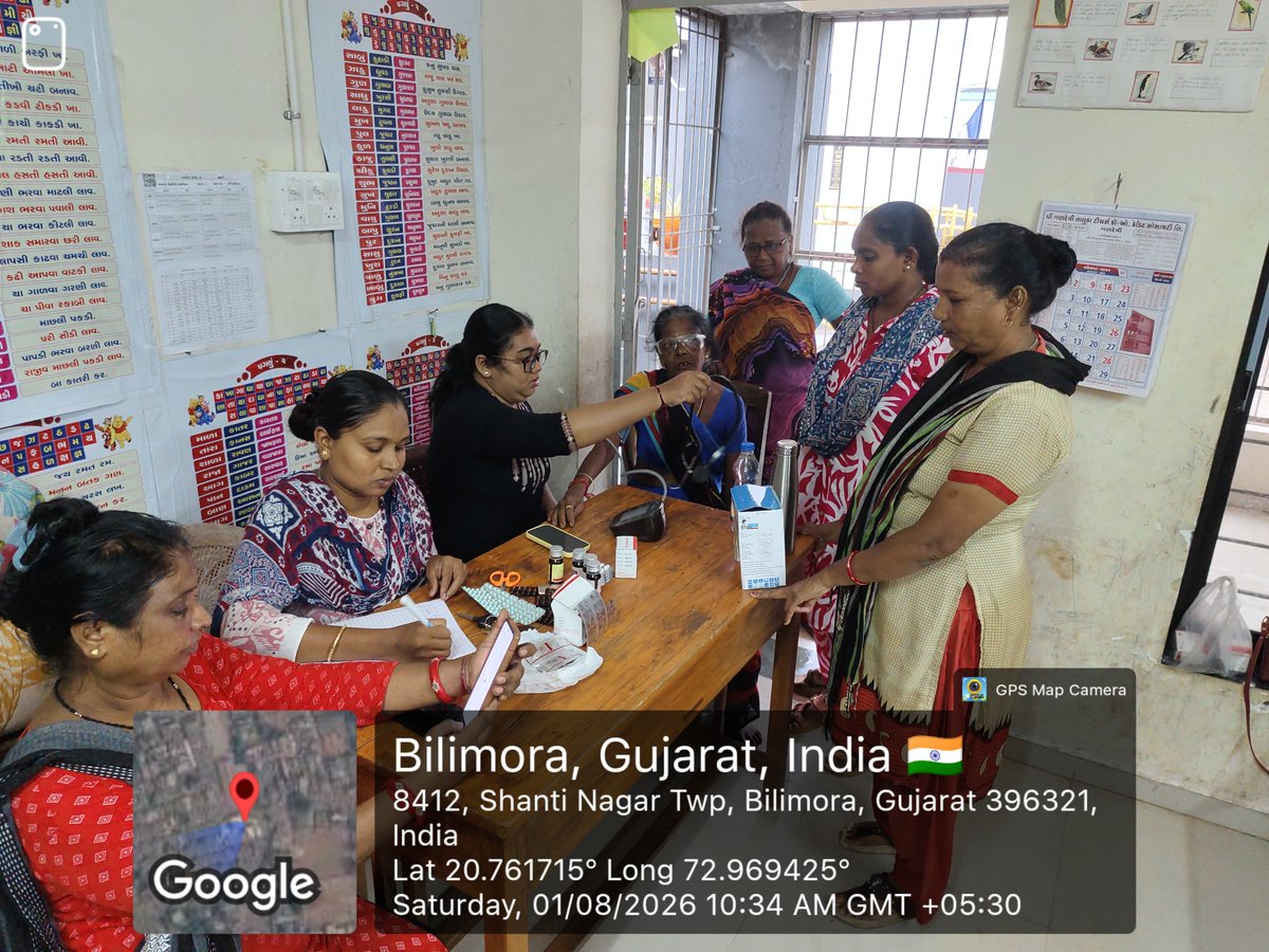 UHCBILIMORANAV's tweet photo. તા.1/8/26 ના રોજ અર્બન હેલ્થ સેન્ટર બીલીમોરા ના મેડિકલ ઓફિસર અને હેલ્થ સ્ટાફ દ્વારા ઓરિયામોરા સ્કુલ શેલ્ટર હોમ ખાતે પૂરઅસરગ્રસ્ત વિસ્તારના લોકોનું મેડિકલ હેલ્થ ચેકઅપ કરવામાં આવ્યું. https://t.co/celYp4hfg6