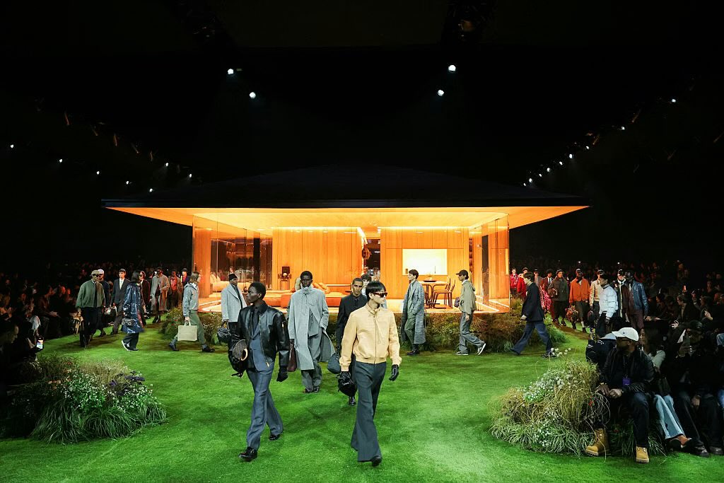 karlvanduyn's tweet photo. Envisioning a future already in motion, Pharrell Williams reframes futurism through the resonance of a timeless lens, grounding innovation in an enduring wardrobe that is shaped by the hand of the craftsman, told through artistic and technical ingenuity.
@LouisVuitton https://t.co/6xtDQHLukZ