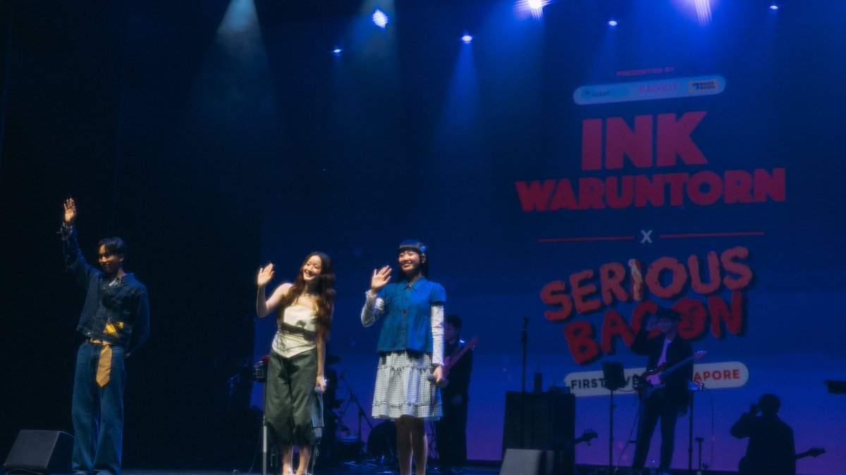 inkwaruntornp's tweet photo. Singapore น่ารักมากกก 🩷✨
ขอบคุณทุกคนที่มาร้องเพลงและสร้างความทรงจำดีๆ ไปด้วยกันนะคะ สนุกและแฮปปี้มากๆ ไว้เจอกันใหม่น้า!

Thank you for having us! We’re so happy to share this special night with all of you. Hope to see you again very soon! 🩷

📍 INK WARUNTORN x SERIOUS BACON 1st Concert in Singapore

#INKWARUNTORN
#SERIOUSBACON