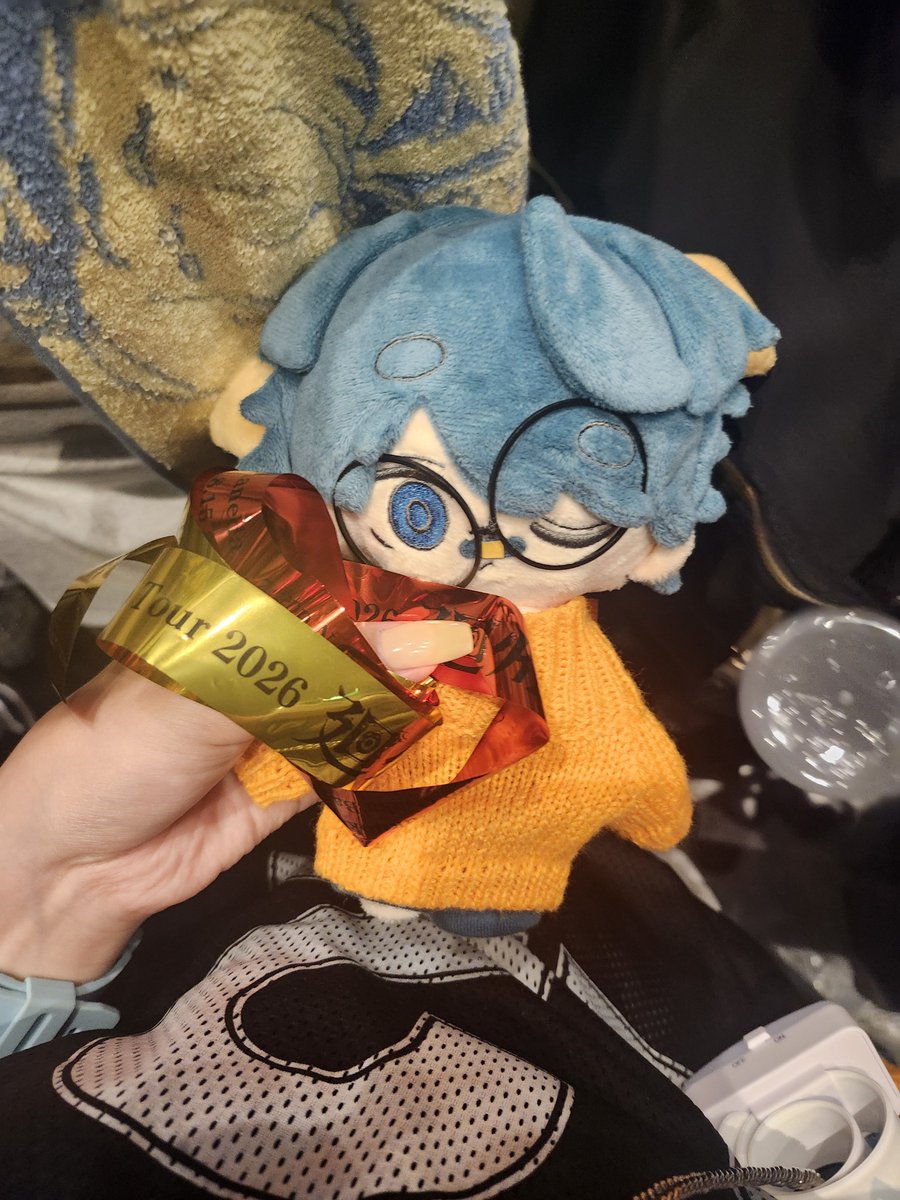 emucya_'s tweet photo. ⋆.ೃ࿔*:･🪼🐻✨🎧💭🫧🪼⋆.ೃ࿔*:･

最後大阪来れてよかった🥲
出会いに感謝🫶

#廻帰 
#Eve https://t.co/Mt6f1209Ez