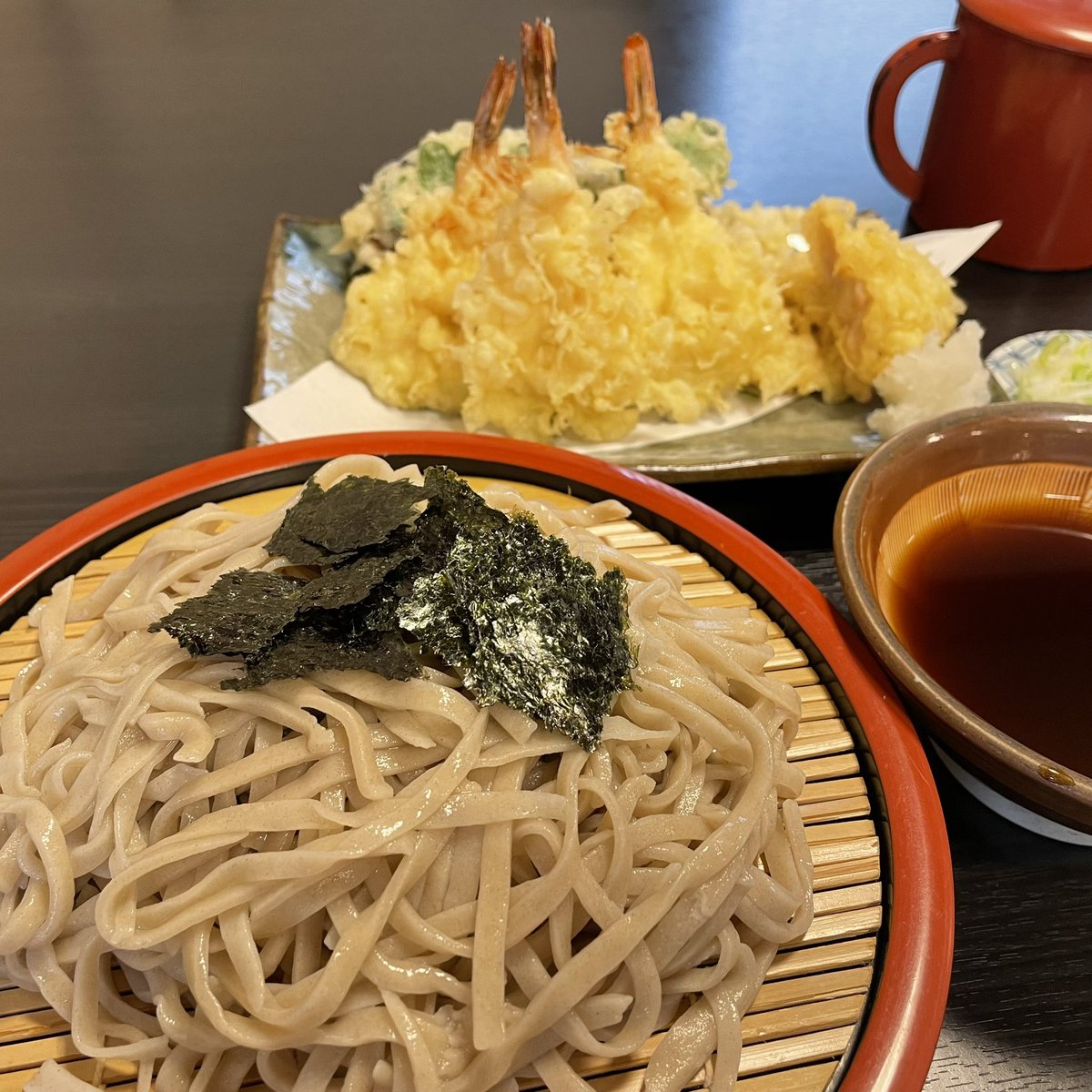 em51300860's tweet photo. 久々晴れ☀️
蕎麦を食べに来た https://t.co/5Vnbhx8Xdi
