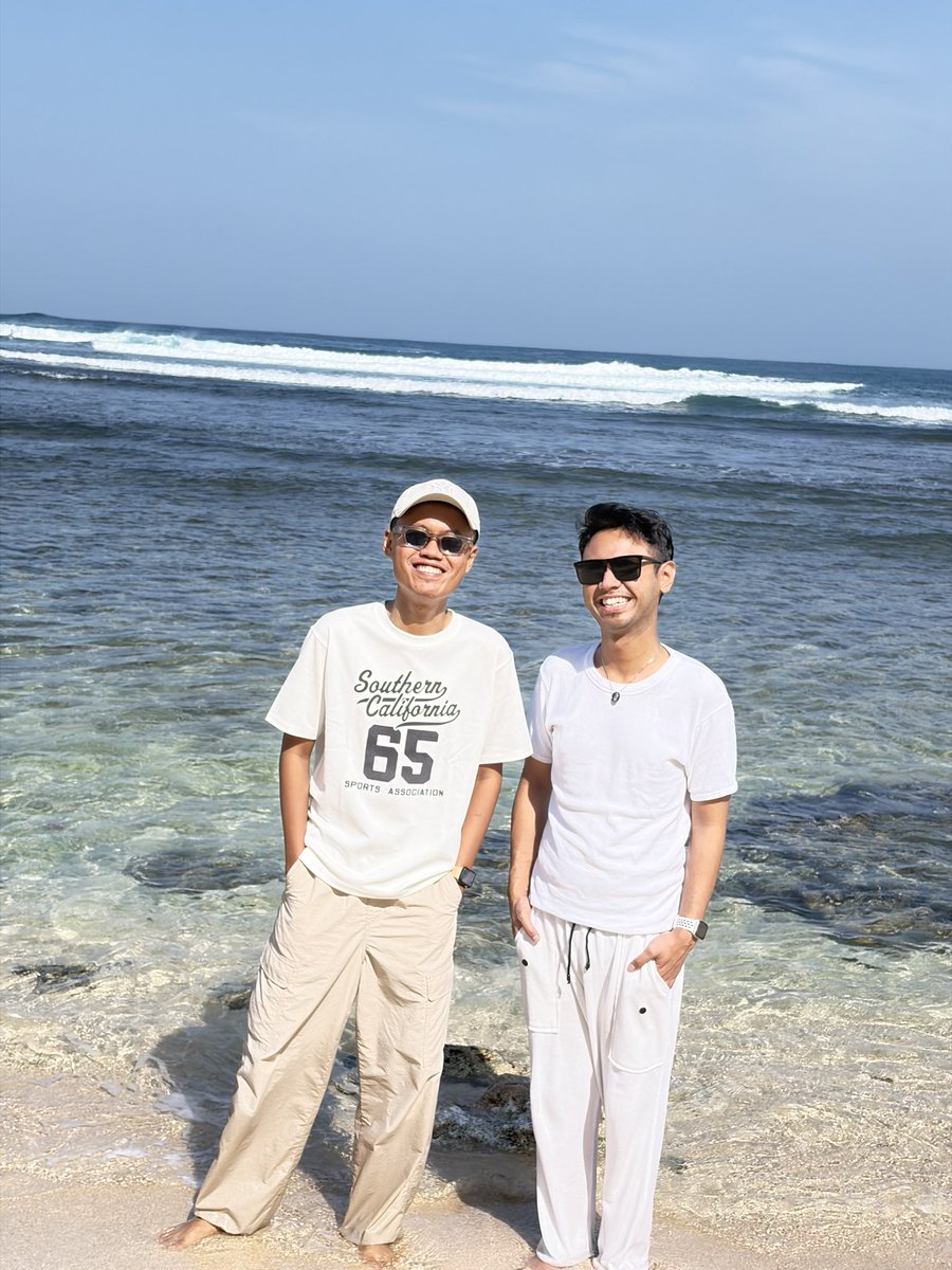 FJohse's tweet photo. 😎😎

#thefransofficial https://t.co/fWuAnlOays