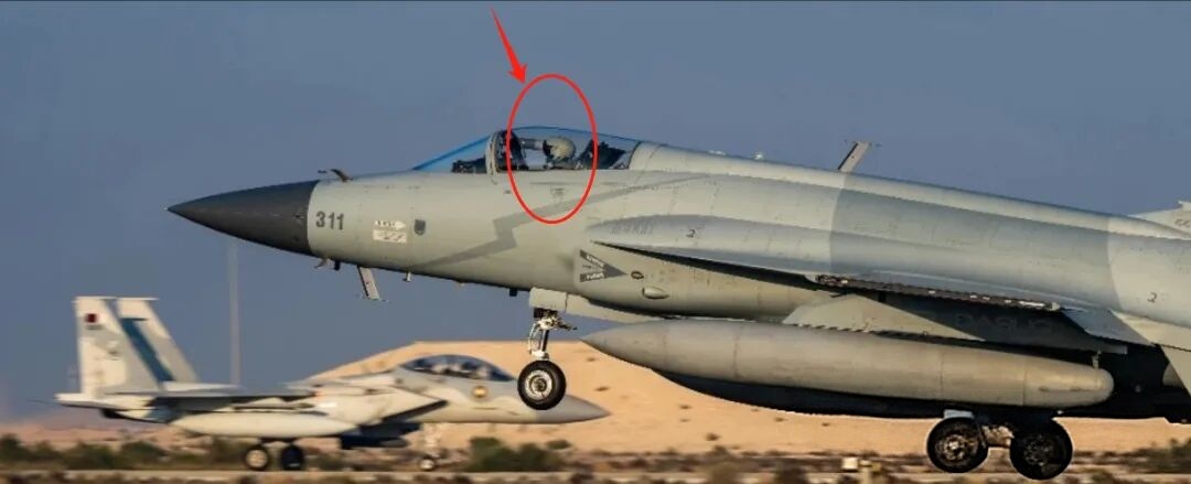 Sam_WynF's tweet photo. @BharatPatriot1 @RealAirPower1 Typical Indian self-consolation.

China has even equipped its entry-level fighter jets with HMDS, such as the JF-17 and J-10, and has even sold them to Pakistan. https://t.co/RFgpVc077H