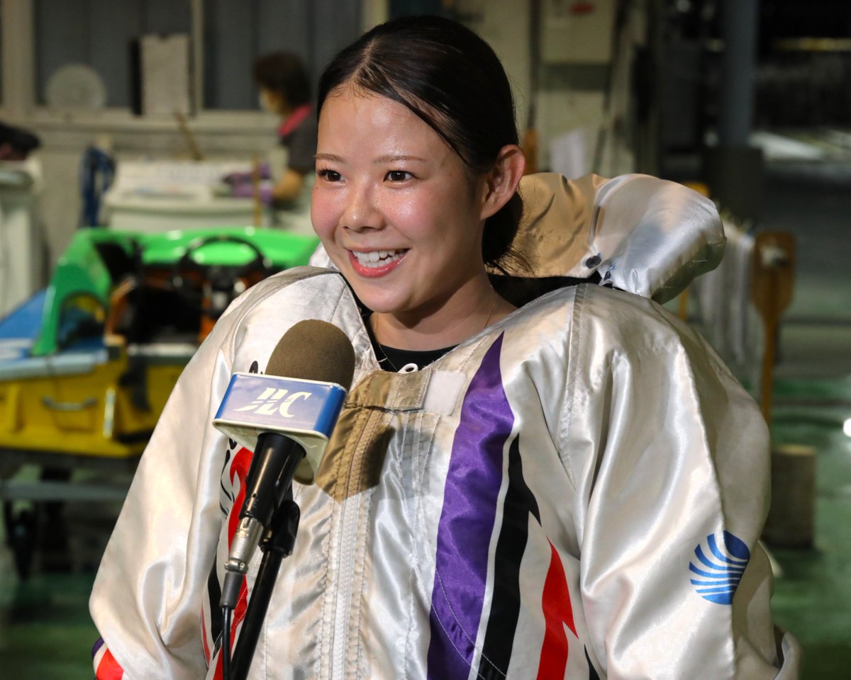 smilekun15's tweet photo. 🐢男女W優勝戦 大阪スポーツカップ🐢

シリーズ最終日🚤✨

12R女子戦優勝は1⃣ #米丸乃絵 選手でした🏆

会心の逃げで待望のデビュー初優勝👏

米丸選手の次節は8/6～徳山ＧⅠ第４０回レディースチャンピオンに出場予定です✨

初優勝おめでとうございます🎉

#まるがめボート https://t.co/5WfcOr4QI7