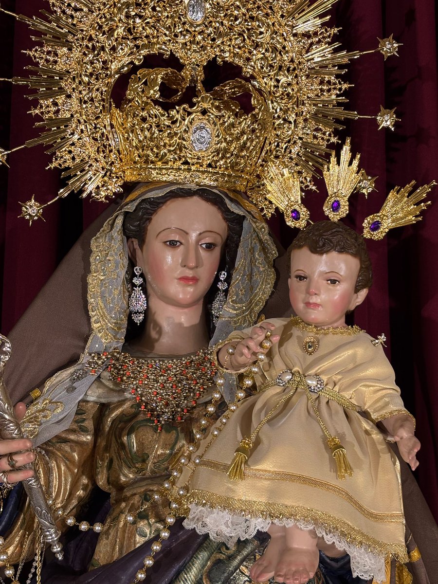 NtraSraAngeles's tweet photo. Así se nos presenta la Virgen de los Ángeles para la celebración de la Función Principal en su honor hoy a las 18h en su Capilla.

#Angeles #PatronadeMiraflores #Gloriasmalaga https://t.co/ccb8bsrRnb