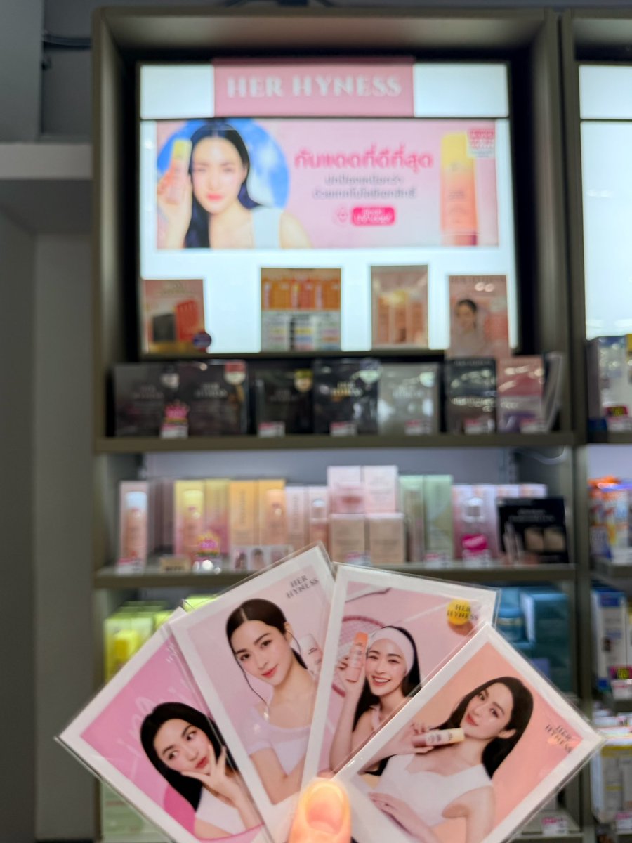jayceegal_'s tweet photo. Who’s still in Bangkok after yesterday’s Girls Cup? I was buying Her Hyness products at EveandBoy, and when the staff found out I was a Lingling fan, she gave me these photos!🤩
#CH3GirlsCup2026 https://t.co/jzOHqtMPt5
