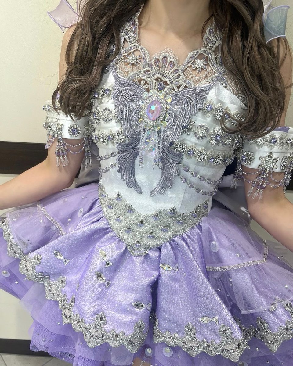Kaeritakunaina_'s tweet photo. この世で一番可愛いアイドル衣装は、川村文乃さんの卒業ドレスです。異論は認めません。tanakadaisukeさんは神です。
#川村文乃 #アンジュルム https://t.co/O05iJtyTUA