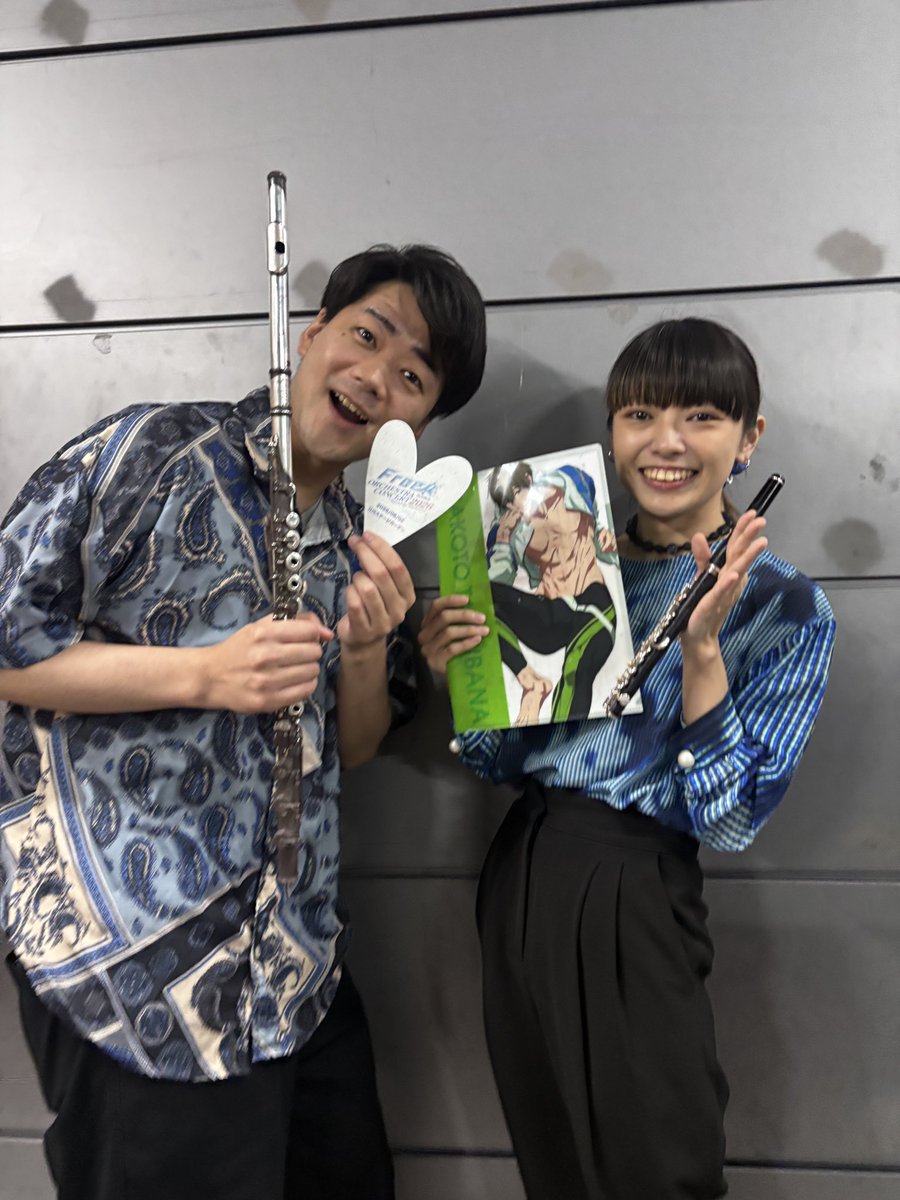 habachop's tweet photo. 東京2公演終演しました🏊✨

マネジャーの皆さまぁぁ！舞台からの景色！最高でしたぁ！ありがとうございました！！客席からも最高の景色が見えましたか？☺️💚

次は京都でお会いしましょう！！

(今回の衣装好きすぎて、幼少期まこちゃんにも見たくなったので)

#Freeオケコン
#HeartbeatSymphony https://t.co/aCUK3BT8yY