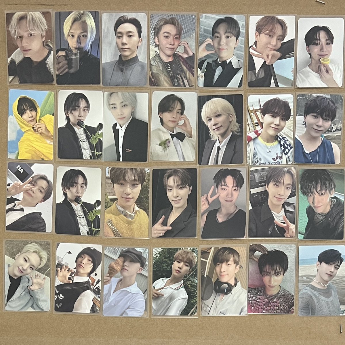 tteokyou's tweet photo. #bokkicartz — wts lfb ph svt photocards .ᐟ.ᐟ
— ₱20,500 set, 101 pcs (+ pf &amp; sf)

x sensi (some may have flaws, I cannot check them all since they’re 101 pcs)

dm or reply mine to claim

⌗ 1 month dop w 30% nrdp 
꩜ mop: gcash/maribank
꩜ mod: j&amp;t https://t.co/m0xk9PPdwQ