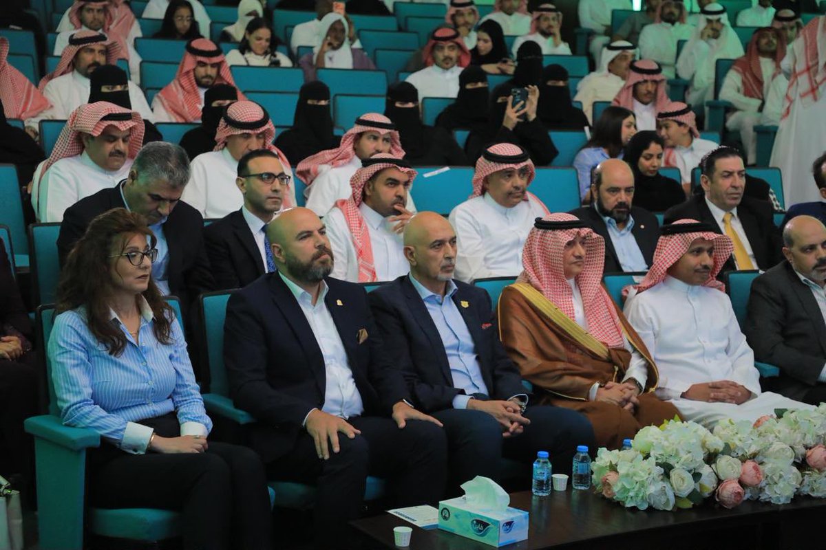 KSAembassyJO's tweet photo. رعى سمو السفير الأمير منصور بن خالد بن فرحان آل سعود الحفل الذي أقامته الملحقية الثقافية السعودية في جامعة عمّان الأهلية لتكريم الطالبات والطلبة السعوديين المتفوقين في الجامعات الأردنية، وهنأ سموه الطلبة المتفوقين على تميزهم الأكاديمي معرباً عن اعتزازه https://t.co/aTJePgwJRz