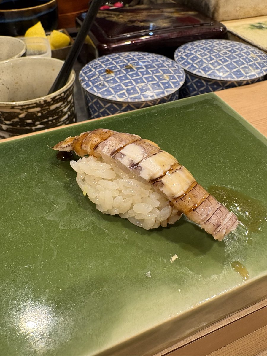 yankunoto's tweet photo. 横浜の寿司屋 https://t.co/ObD1upILlt