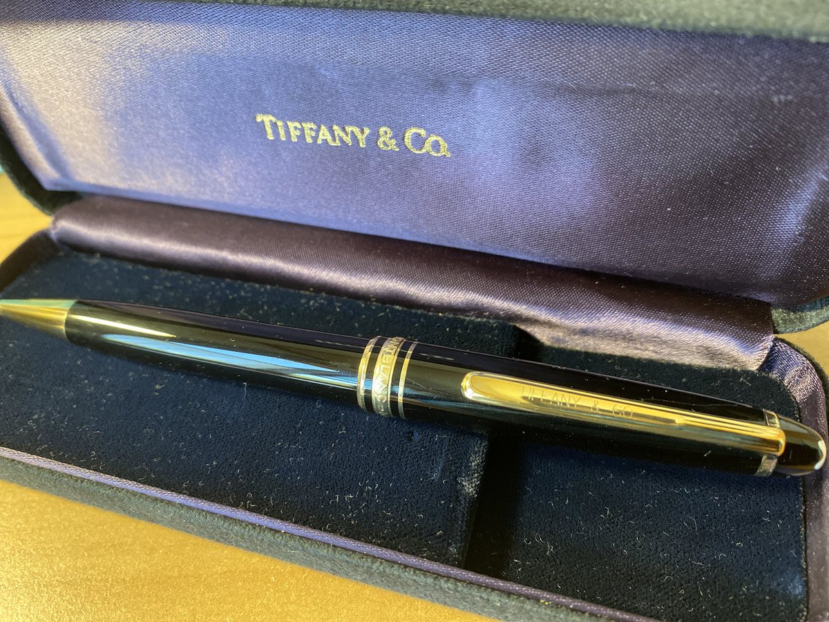 EratoSpirit's tweet photo. 最近買ったボロボロで安めに買ったMontblancという超高級なボールペンのTiffanyさんとコラボした更にやばいやつ
研磨したら宝石のような艶になりました‼️✨✨✨✨

一生物ですね✒️ https://t.co/bx67PZ0Adi