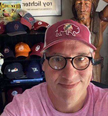Hatvertisement's tweet photo. #NewProfilePic https://t.co/fIXjZNpGqP