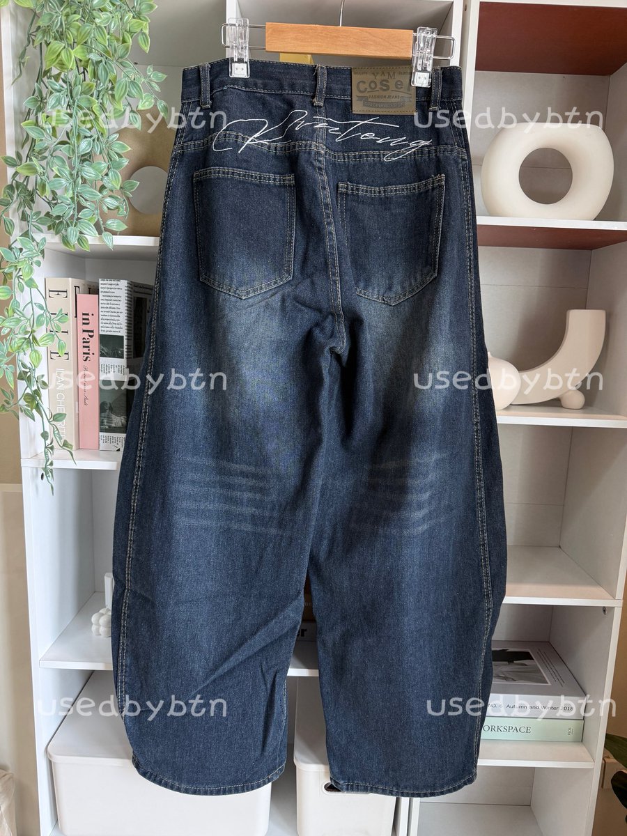 usedbybtn's tweet photo. Barrel Jeans
✨Price : 150.- 
🛋️Size : เอว29“ สะโพก44” ยาว41“

#ส่งต่อเสื้อผ้า #ส่งต่อเสื้อผ้ามือสอง #เสื้อผ้ามือสอง #ส่งต่อเสื้อผ้ามือ2 #vghbkk #bemingbkk #cintageshop #stylistshop #ส่งต่อcintage #โล๊ะตู้ #ส่งต่อstylist #เสื้อผ้ามือสองสภาพด��� https://t.co/IE7FpxJAlF
