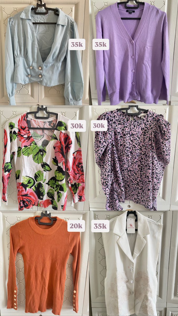 parkjhaniyya's tweet photo. guys aku jualin sisa preloved aku kemarin ya, sung wa aja di bio aku, bisa co oren jugaaa❤️🫶🏻🫰🏻 #preloved #baju #wts #zonauangㅤ https://t.co/qprqaJv4Ef