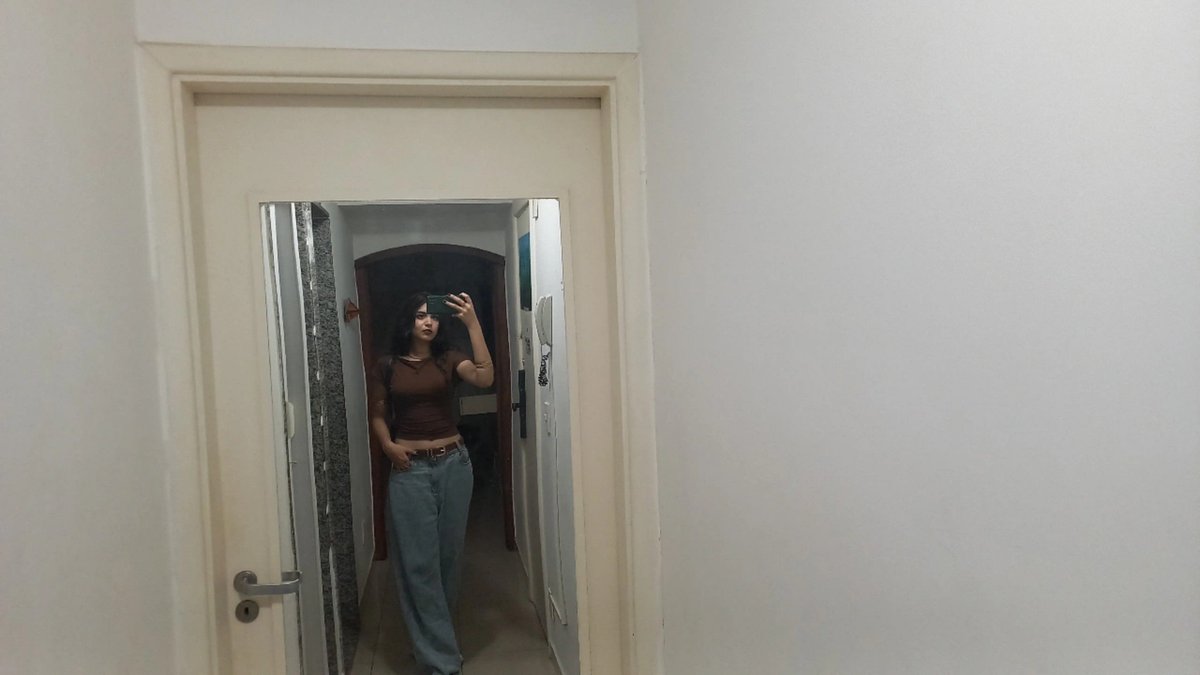 joonsunset's tweet photo. alguns lookinhos que servi nessa viagem....minhas calças já estavam andando sozinhas pelo centro do rj https://t.co/Sz0y6mDvtu