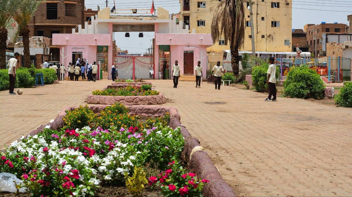 Aldana751's tweet photo. منتزه الدوحة السياحي بجبرة يعود من جديد بعد إعادة

 ترميمه من بعد ما تم تدميره بواسطة مرتزقة آل دقلو .. https://t.co/SthECUnxjA