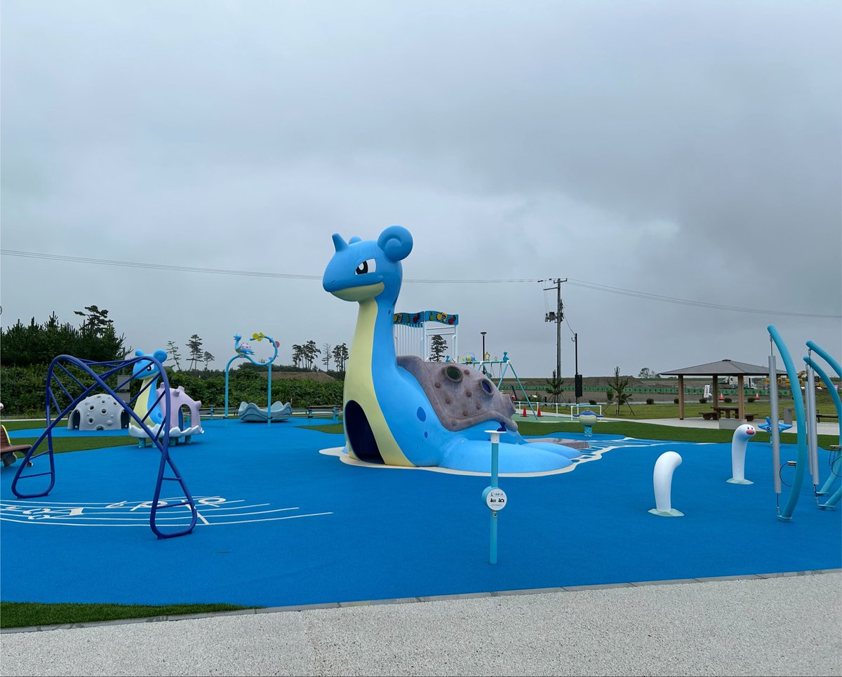 miyoshi102's tweet photo. ラプラス公園行った
ちょっと雨降ってたけどまあ水タイプだしいいかって感じ https://t.co/deEtjs2jbj