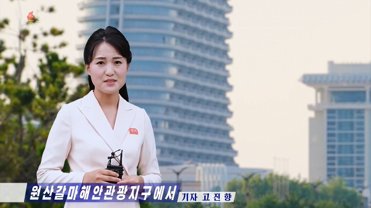 iso_taro_maru's tweet photo. 夏だ、海だ、現地で取材した風だ。
#北朝鮮 #朝鮮中央テレビ
https://t.co/z9bmaWtNrx https://t.co/lDnRbuMeUd