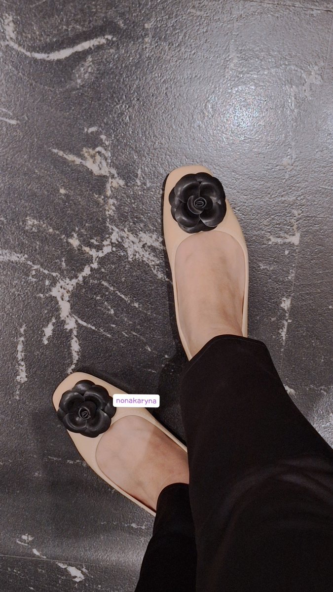nonakaryna's tweet photo. Nyaman dan awet 🥰🥿 sepatu andalan buat daily ngantor dari NCY. Cobain deh.. #sepatu

https://t.co/3xB55WTVZr https://t.co/JyF6Q3krN0