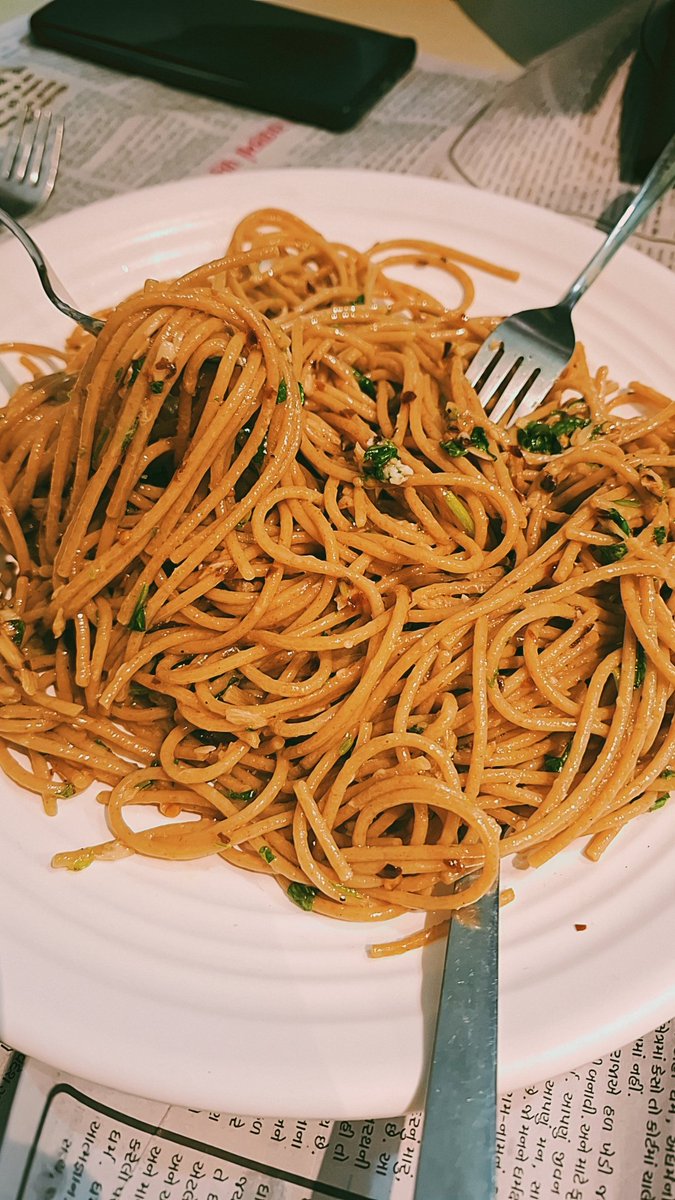 Meshwa777's tweet photo. 🍜🍜 https://t.co/GE1bFKXB3r