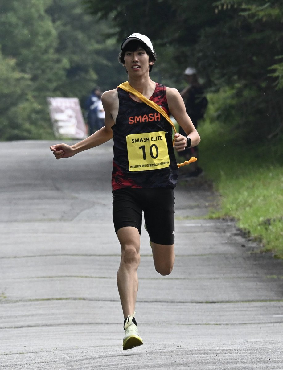 yuhi44798097's tweet photo. #富士登山駅伝

SMASH ELITE  4:15:46  8位

3区 20'42 区間2位(総合5位)
9区 11'18 区間賞🏆(総合1位)

日本一過酷と言われる駅伝大会に初参加🏃‍♂️

チームでは4年目で初の10位以内の達成、そして個人では9区で区間賞を取ることができて良かった！

蒼紫誘ってくれてありがとう👍 https://t.co/wibPBoKtF5