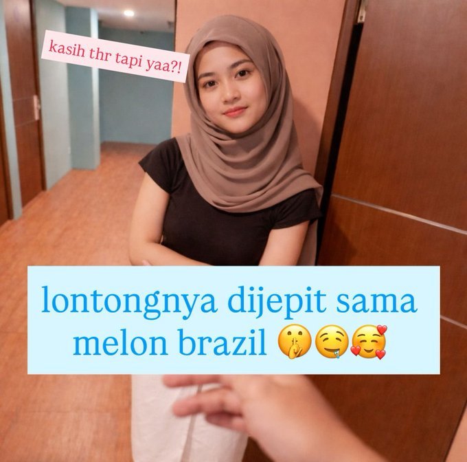 jacky_0402's tweet photo. Lontongnya di jepit sama melon Brazil 
https://t.co/Aux7FkZtze https://t.co/oBchsjKXiB