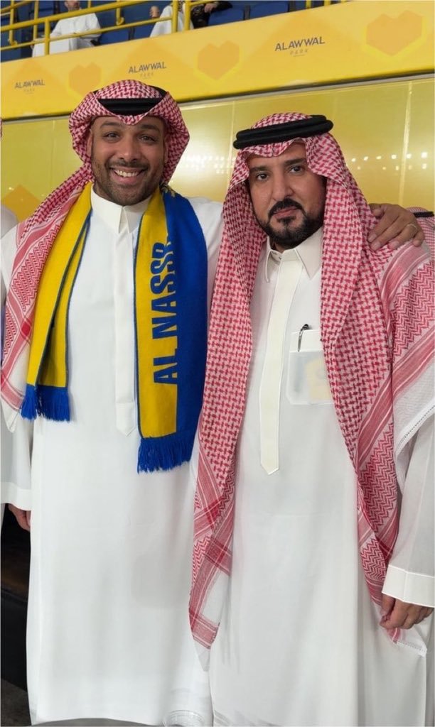 fhd2095562's tweet photo. 🚨🚨🚨🚨🟡 || عاااجل - @AlhazzaMutab :

الاستاذ خالد المالك و الاستاذ معن الخميس احدهم سيكون هو رئيس #النصر الفترة المؤقتة القادمة 🔥🤩💛

🟡⁉️ - من تُفضل ان يكون رئيس #النصر برأيك؟🤔👀 https://t.co/sgLM52qLtS