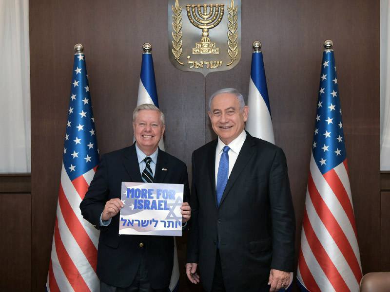 JuanAgulloNews's tweet photo. En 2023, le sénateur républicain Lindsey Graham s’était prononcé en faveur du transfert vers l’#Ukraine 🇺🇦 de batteries de défense aérienne « #IronDome » appartenant aux #ÉtatsUnis 🇺🇸 afin de protéger les civils contre les attaques russes, rapporte le @washingtonpost 📰

Cependant, le Premier Ministre israélien @netanyahu 🇮🇱 a bloqué ❌ ce transfert en invoquant un accord de coproduction qui confère à #Israël le droit d'approbation finale quant à l'utilisation du système, même si ces batteries avaient été financées par le gouvernement américain.
