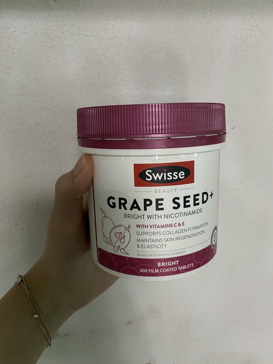 urluvthis's tweet photo. @kvthv09_ เล็ง Grape seed+ อยู่ค่ะ ของเดิมใกล้หมดแล้วว่าจะกดตัว Bright skin มากินควบคู่ด้วย ทั้งสองตัวเป็นวิตามินที่ช่วยบำรุงฟื้นฟูเรื่องผิว ลดรอยดำรอยแดง ผิวขาว เป็นตัวช่วยเน้นกู้ผิวเลย

https://t.co/QOxmA5IYtM

https://t.co/eY5Xyhimcl

#ป้ายยา #shopeeAffiliate https://t.co/ICHz3U7wGY