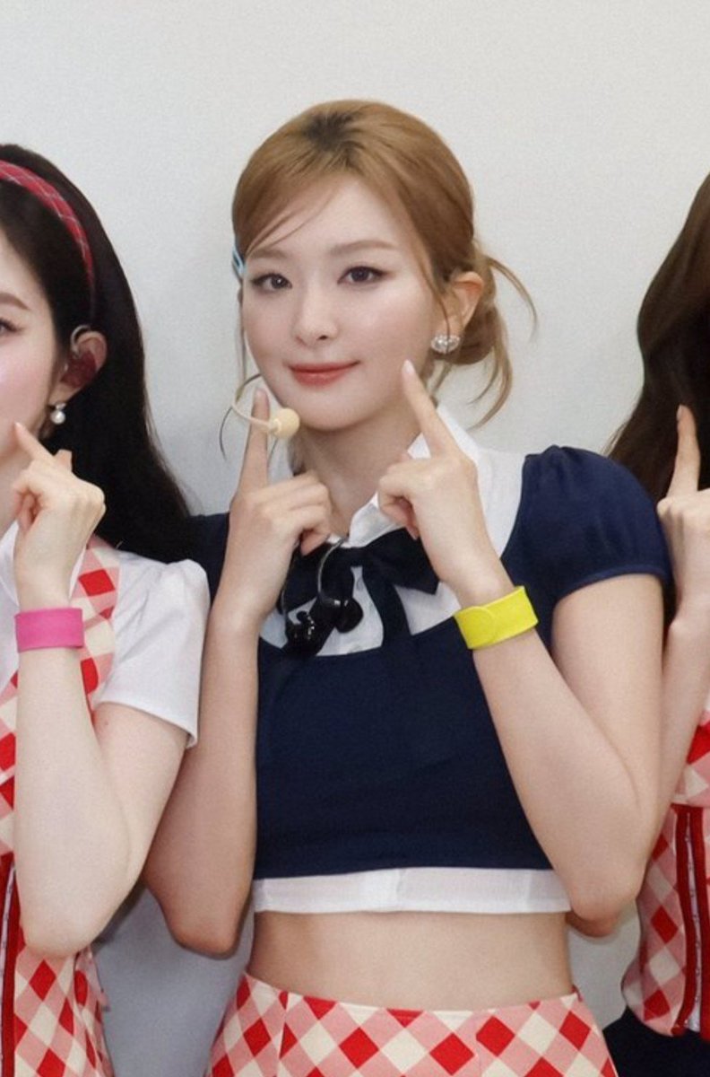 okzooya's tweet photo. 🫳🫳🫳
🐻🐻🐻
💛💛💛 https://t.co/LVnqTwMqyc