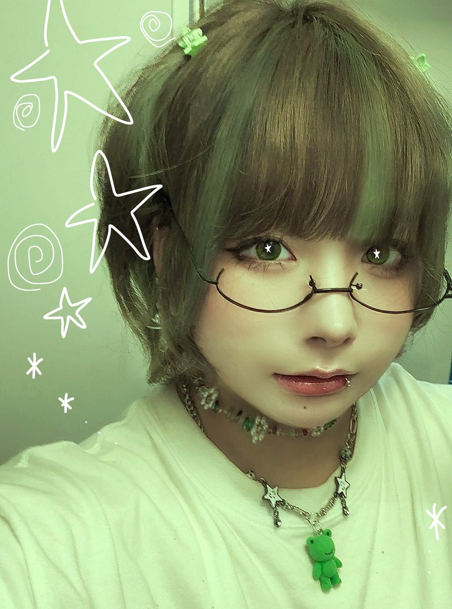 oc0lr_o's tweet photo. 🐸💫☘️ https://t.co/RzLI8ffWbT
