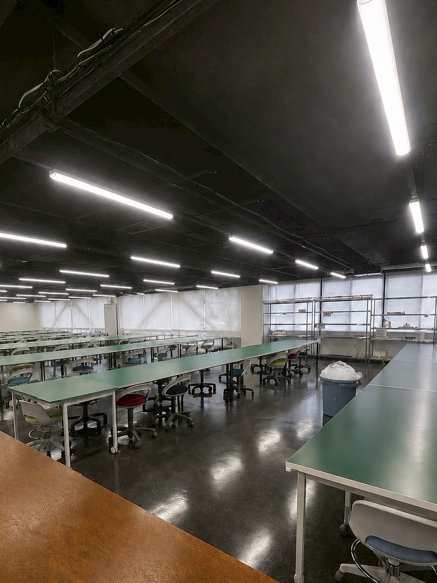 27_dxk's tweet photo. 参加校15校目は、摂南大学です✨️

摂南大学は建築学科、住環境デザイン学科の2学科が大阪府寝屋川キャンパスで学んでいます🏫🌟少人数教育の元で手厚い教育が受けられ、きめ細やかな指導が受けれるのが特徴です👨‍🏫👨‍🎓✨️

#建築 #建築学生とつながりたい
#建築設計 #卒業設計
#diplomaxkyoto27 https://t.co/zwVnuxMKiG