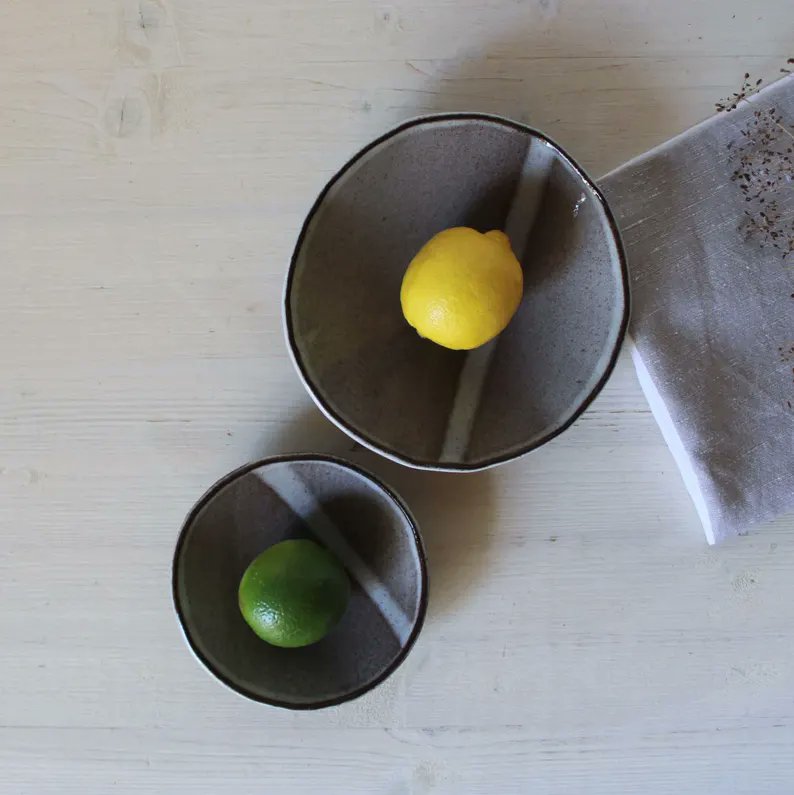 VigiVagi's tweet photo. PotsbyNives - Handmade Clay Bowls
https://t.co/Ve1xtOngAZ
. . . .
https://t.co/KYiBD6J6nR
 #ceramics
 #pottery https://t.co/oeI9wqUZlU