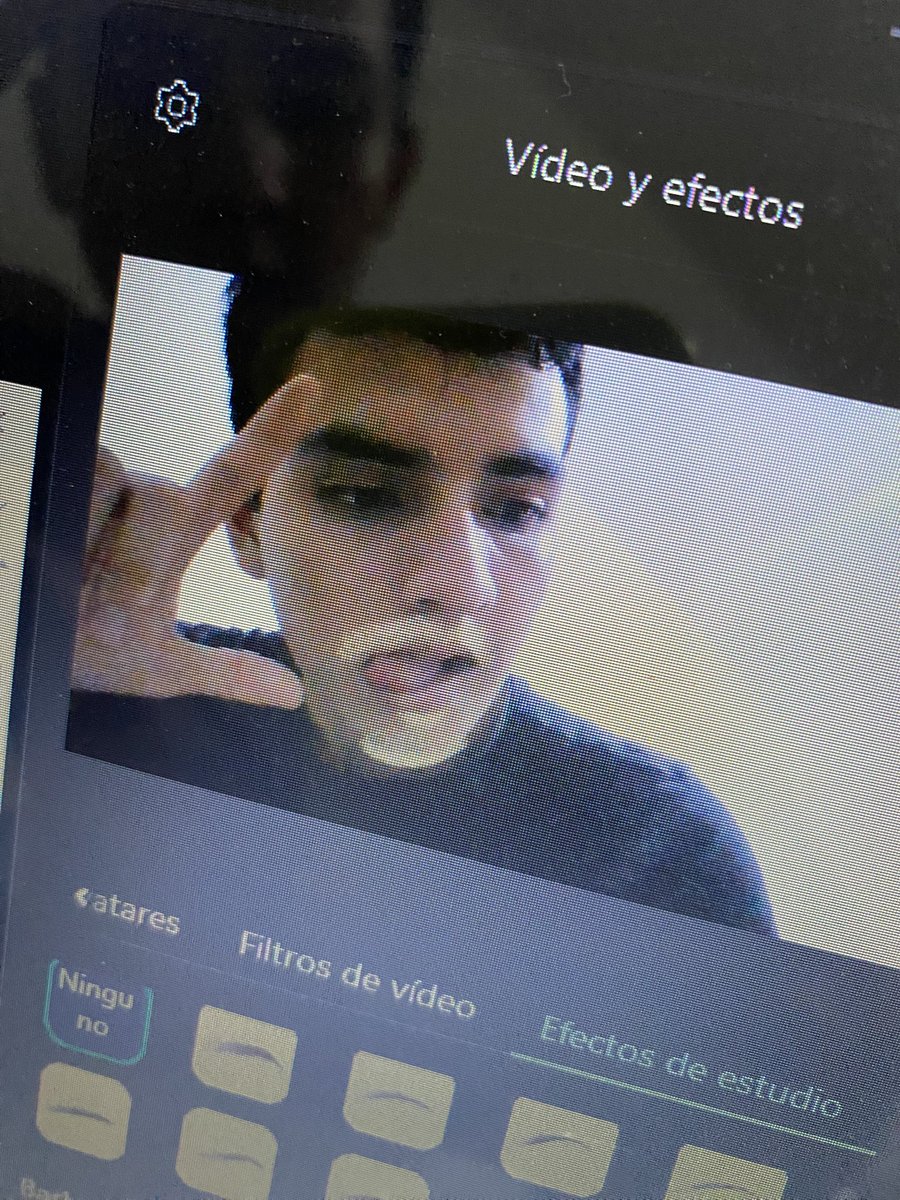 langellui's tweet photo. Ya hiciste Pre-Save a Litio? https://t.co/FYHnR3o3Er https://t.co/nWutUVOAd4