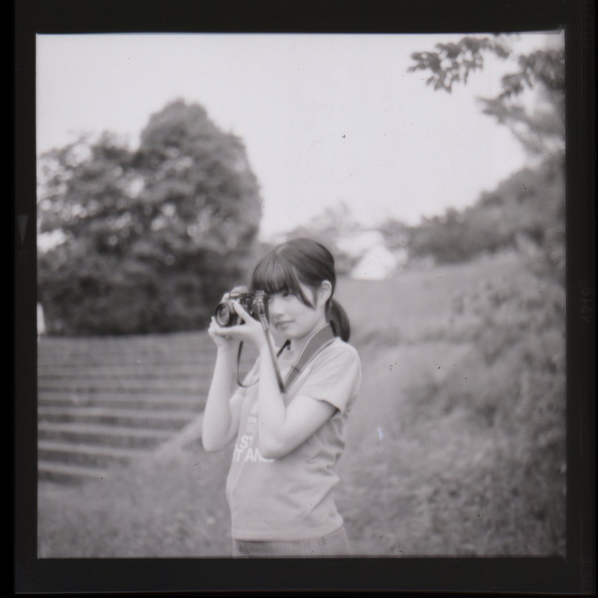 k__mouri's tweet photo. 中判FILM（Zenza Bronica EC+Nikkor H.C 75mm f/2.8）
何の工夫もなく日の丸で撮ってるだけだけど、めっちゃ気に入っている^^ https://t.co/lISLq9VLA9