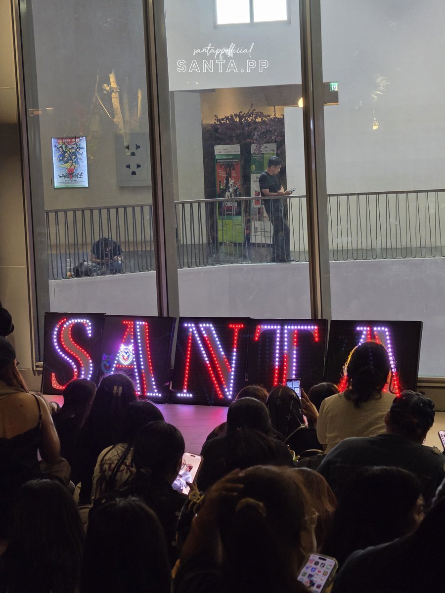 SantaOfficialTH's tweet photo. ป้ายไฟพร้อมเฉิดฉายแล้วคับ

PSD MOGULARRIVAL FS26

#งานมหกรรมนิยายนานาชาติ2026xPerthSanta https://t.co/XztHuMoQiH