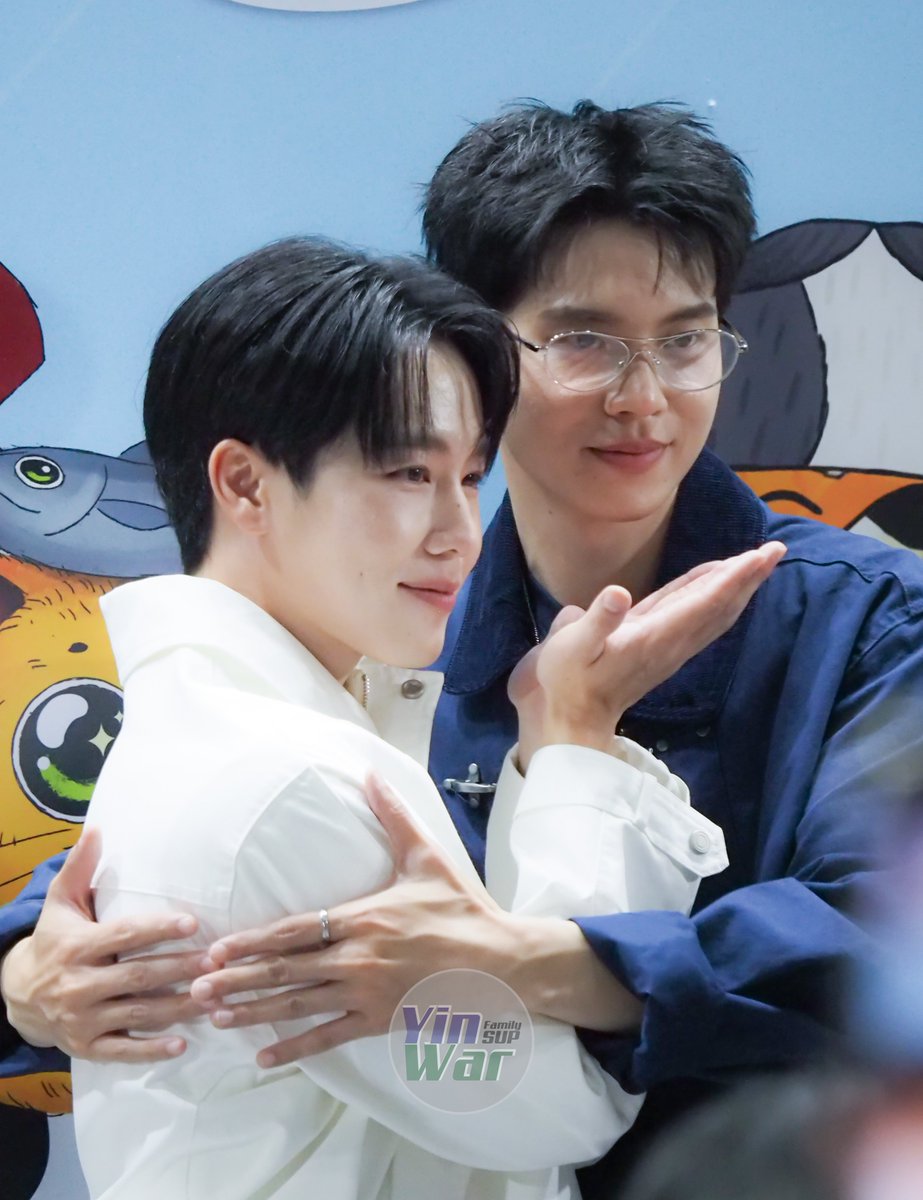 yinwarfamilysup's tweet photo. แค่สารวัตรมีความสุขพวกผมก็มีความสุขแล้วครับ!!!🫡

🥰🥰🥰
VIF X YINWAR ZUSAM 
#VIFxYWZSPetexpo 
#yinyin_anw YIN Anan @yinyin_anw
#warwanarat W.Wanarat @warwanarat 
#YINWAR #หยิ่นวอร์ https://t.co/ntrC8xmu87